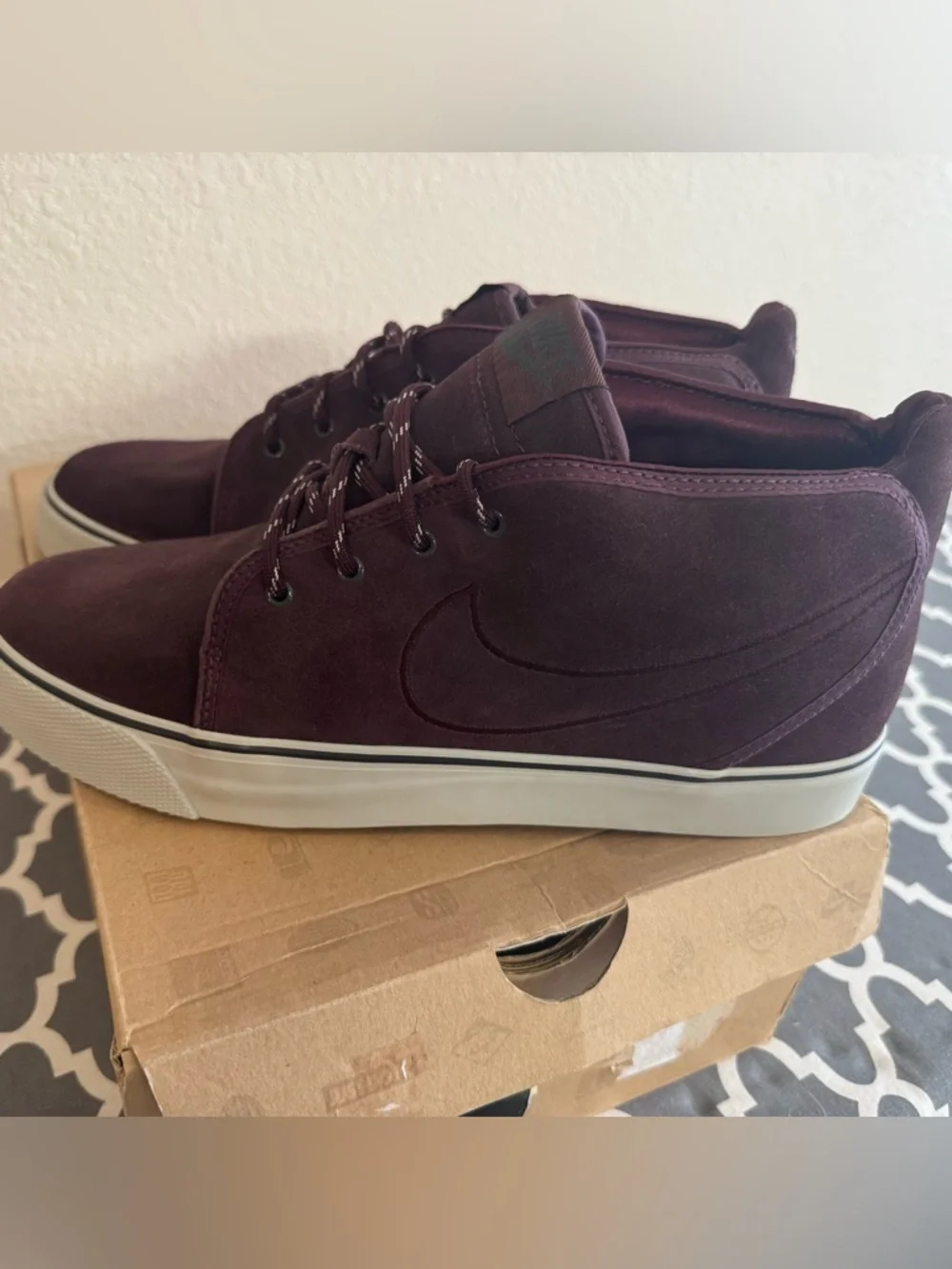 Nike Toki ND, Size 10 Mens. Brand New in OG Box